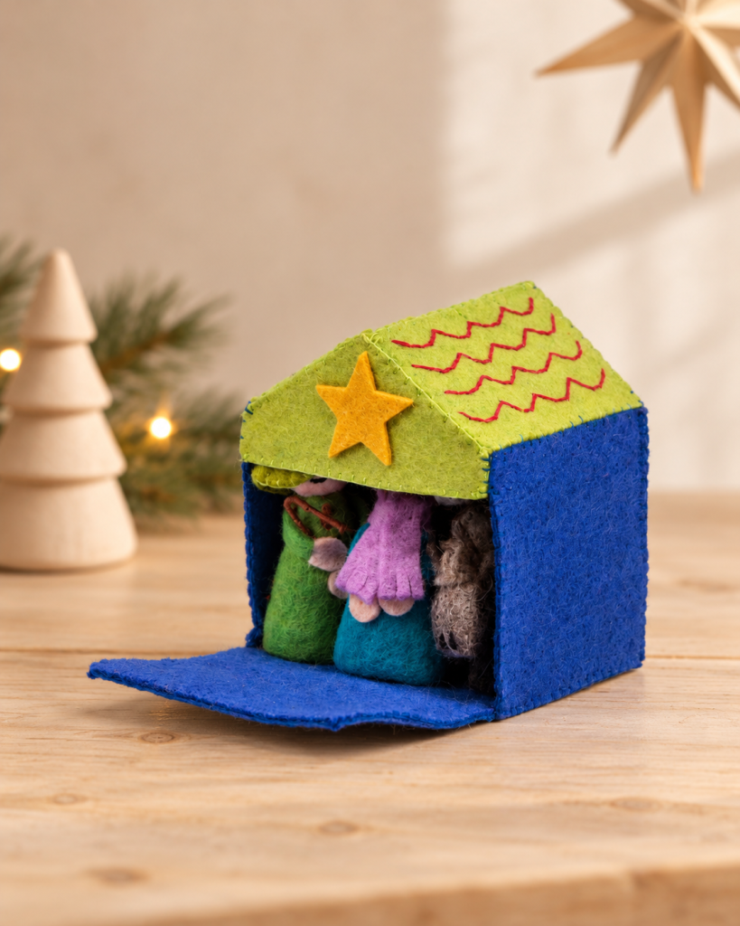 Kerststal van vilt, van Sjaal met Verhaal