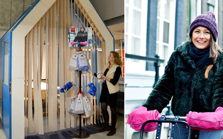 Hester op haar industriële werkplek Hester op haar industriële werkplek