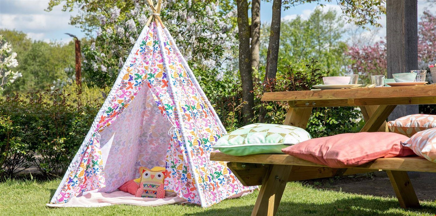 Happy tipi times! Happy tipi times!