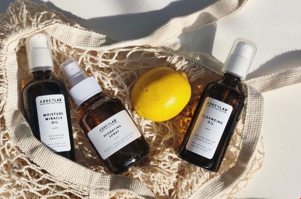 100% natuurlijke vegan verzorging van AbbeyLab! 100% natuurlijke vegan verzorging van AbbeyLab!