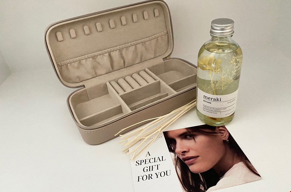 Giftset Sieradenbox en Meraki huisparfum Giftset Sieradenbox en Meraki huisparfum