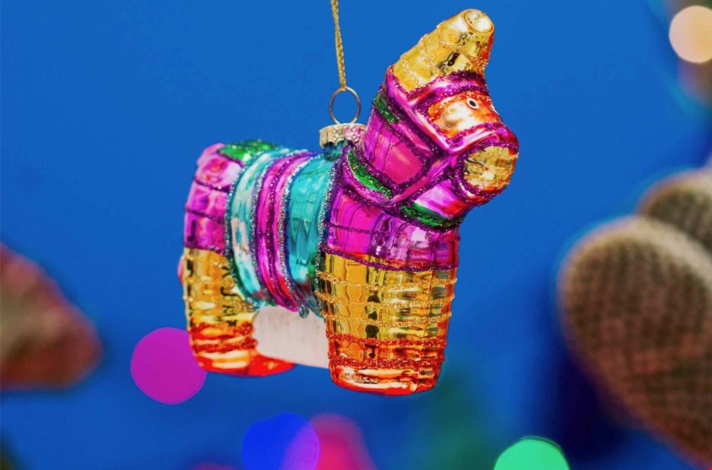 Deze pinata mag je niet stuk slaan Deze pinata mag je niet stuk slaan