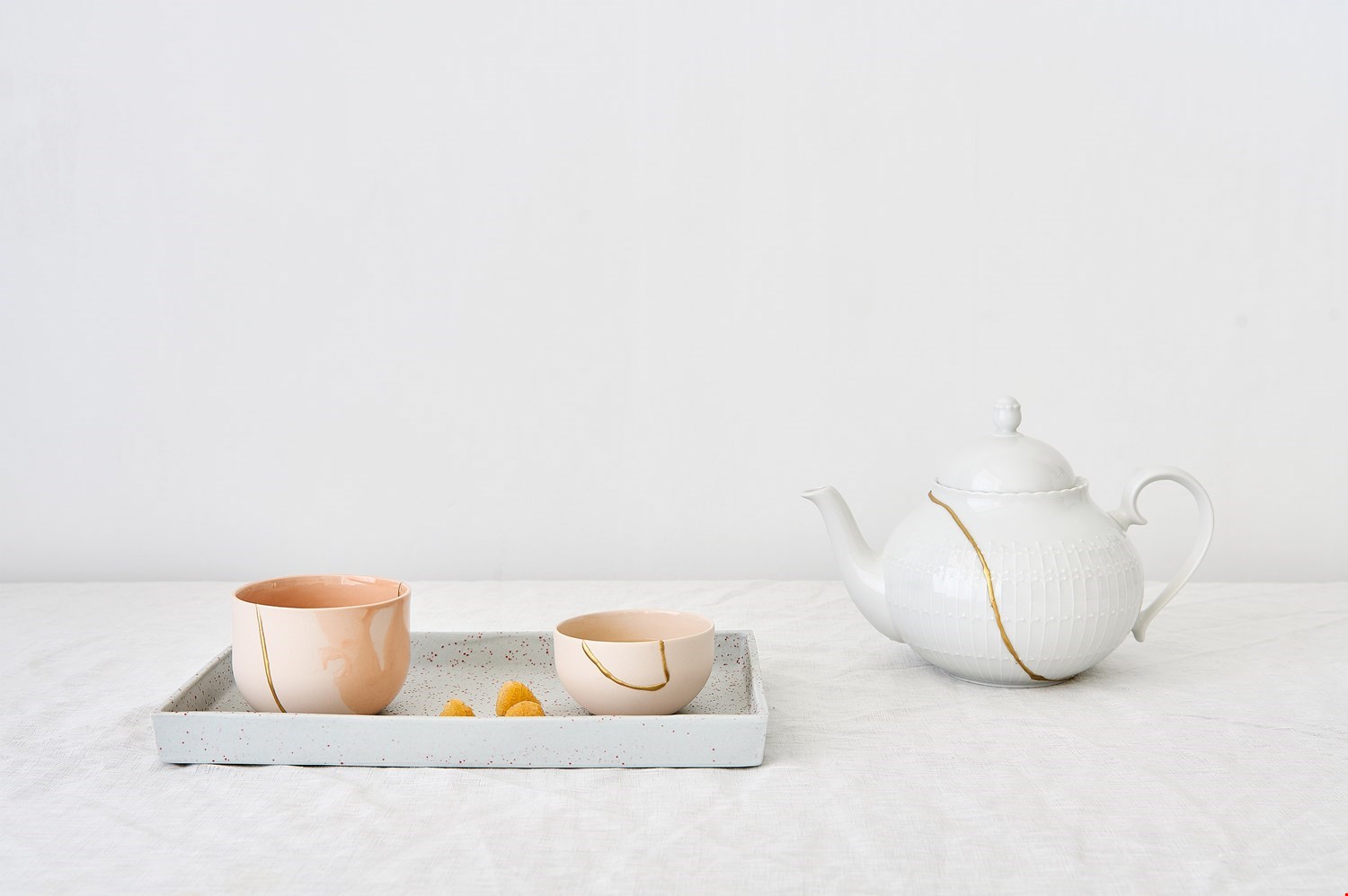 Herstellen wat kapot is met kintsugi-lijm Herstellen wat kapot is met kintsugi-lijm