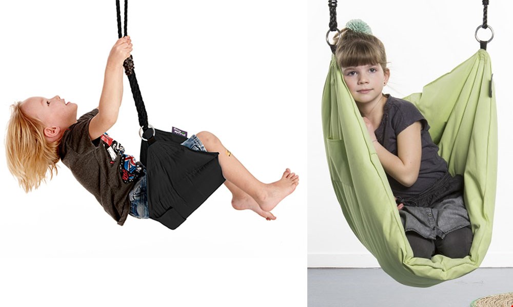 Een super schommel van Purple Frog. Hier zullen je kids je eeuwig dankbaar voor zijn. Een super schommel van Purple Frog. Hier zullen je kids je eeuwig dankbaar voor zijn.