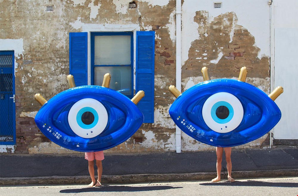 Altijd een oogje in het zeil houden! Altijd een oogje in het zeil houden!