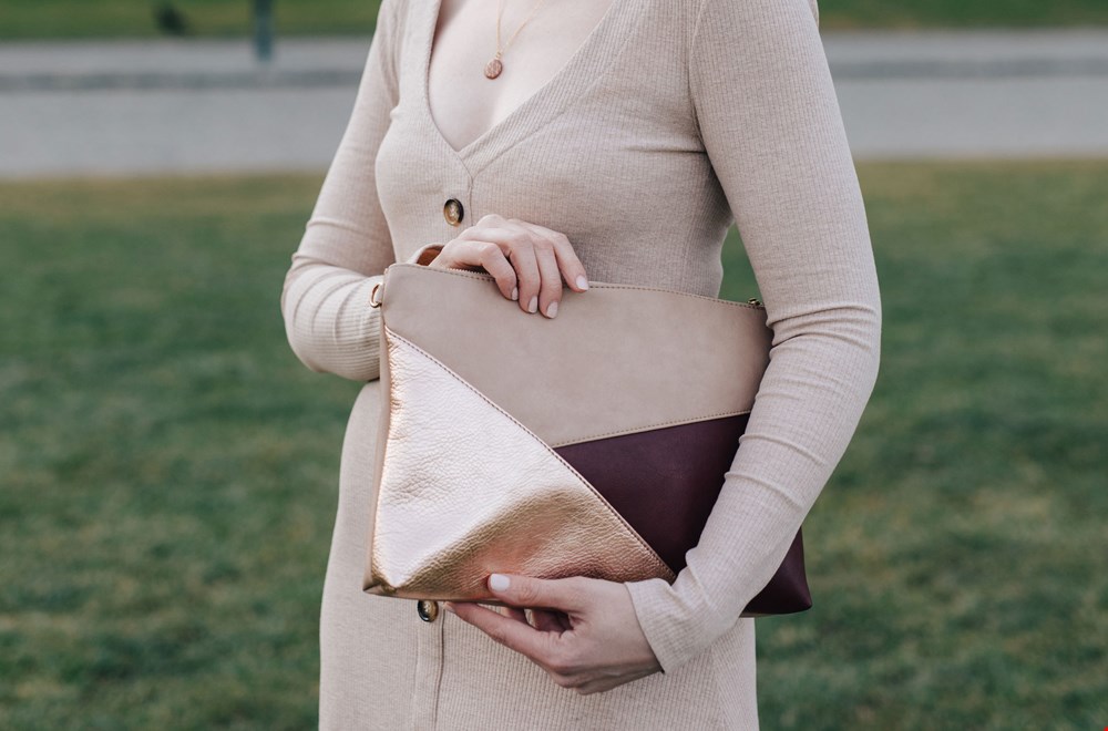 Vegan clutch Vegan clutch