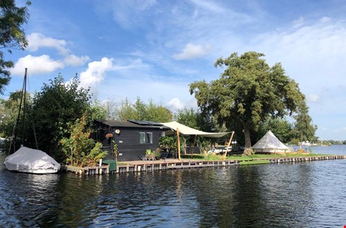 2. Lakelife 2. Lakelife