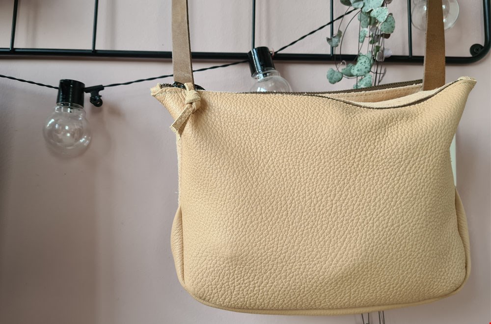 Maak je eigen tas van gered leer Maak je eigen tas van gered leer