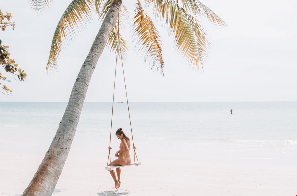Travel light, enjoy more! Travel light, enjoy more!