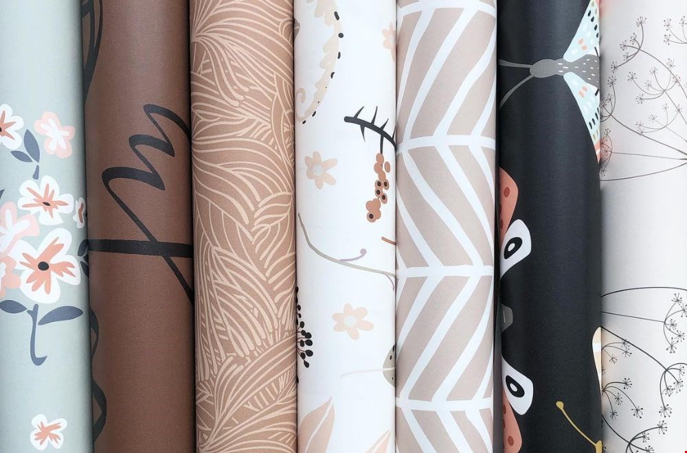 Je kunt zo veel kanten op met nieuw behang Je kunt zo veel kanten op met nieuw behang