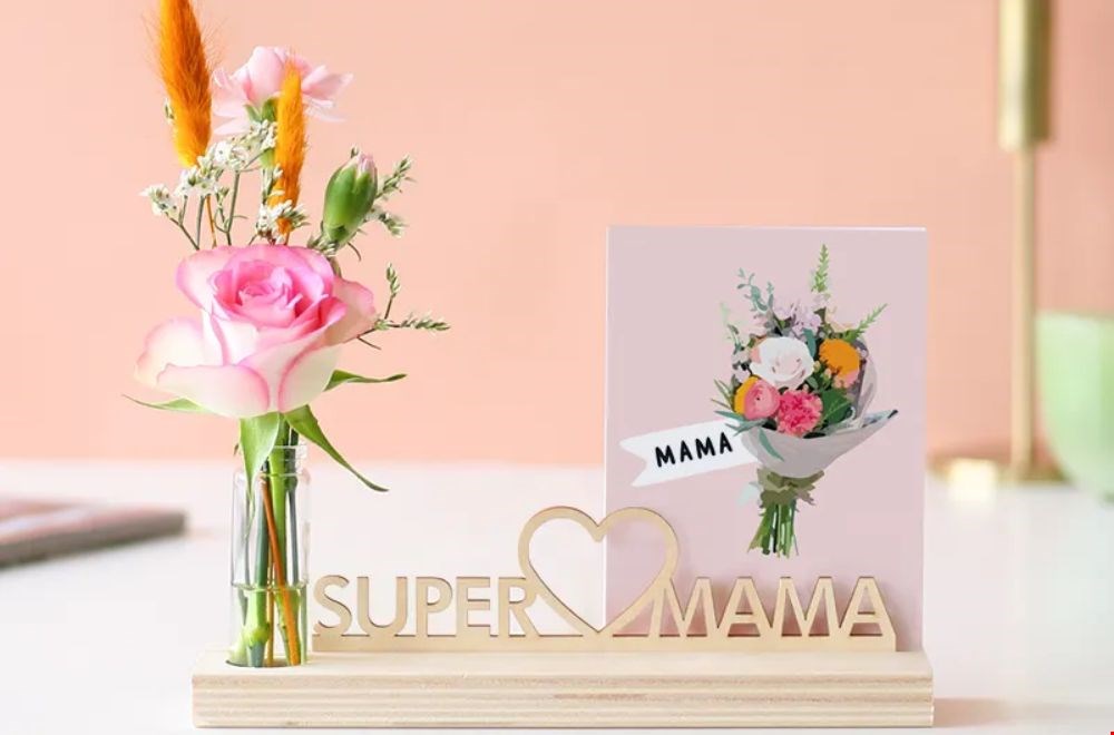 Verras haar met bloemen Verras haar met bloemen