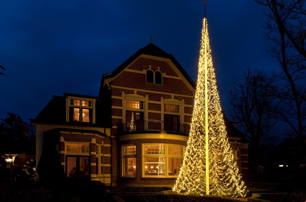 Vervang dit jaar je echte kerstboom met een vlaggenmast kerstboom Vervang dit jaar je echte kerstboom met een vlaggenmast kerstboom