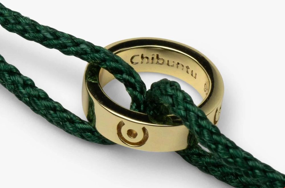 Mooi armbandje als constante reminder aan jullie verbondenheid. Mooi armbandje als constante reminder aan jullie verbondenheid.