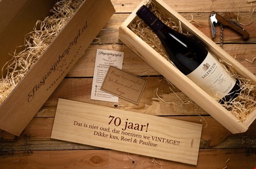 Lekker en origineel cadeau: een gepersonaliseerd flesje wijn Lekker en origineel cadeau: een gepersonaliseerd flesje wijn