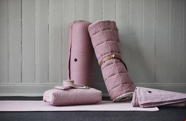 Zo mooi, deze yoga-collectie van Huiszwaluw! Zo mooi, deze yoga-collectie van Huiszwaluw!