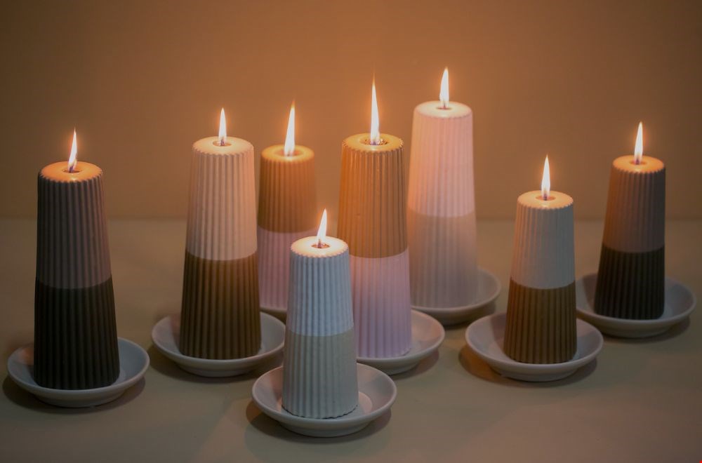 Ze kunnen wel tegen een zuchtje wind, deze robuuste kaarsen @ippyswoondeco Ze kunnen wel tegen een zuchtje wind, deze robuuste kaarsen @ippyswoondeco