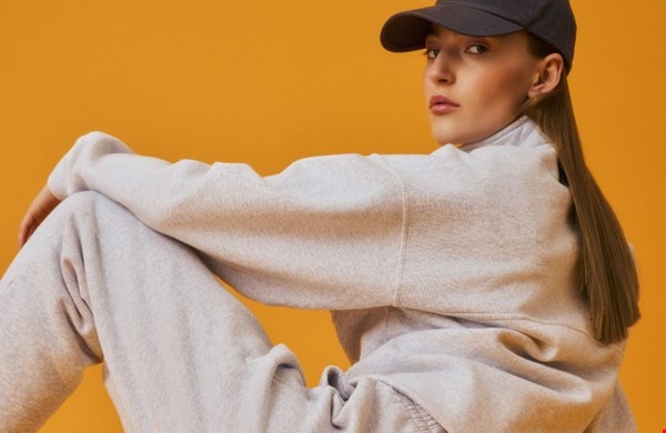 Ditha Bonita: van capsule wardrobe tot kleurrijke klassiekers  Ditha Bonita: van capsule wardrobe tot kleurrijke klassiekers