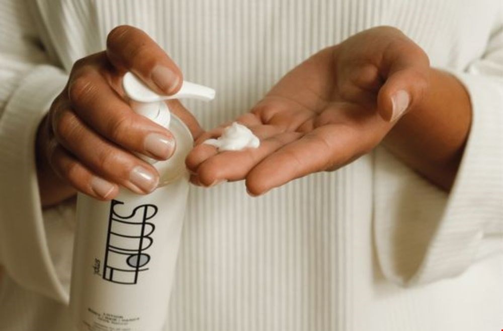 Super fijn, deze body, hair & hand lotion Super fijn, deze body, hair & hand lotion