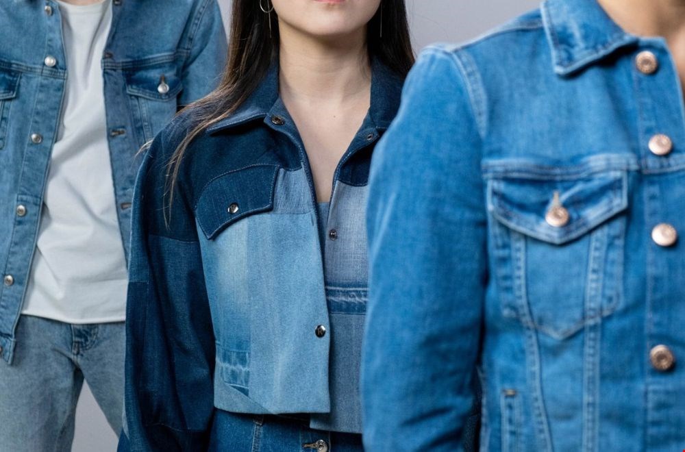Spijkerkleding: Hoe je denim met stijl draagt Spijkerkleding: Hoe je denim met stijl draagt
