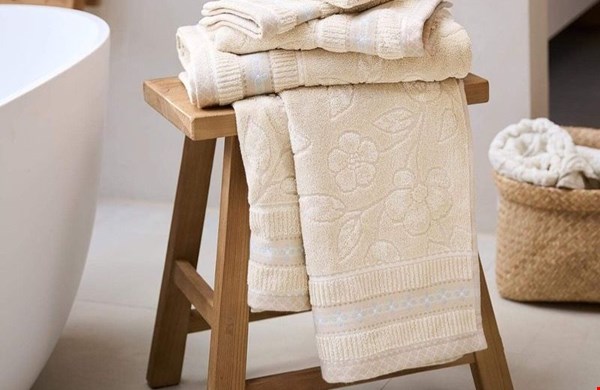 Gastendoek Jasmin jacquard