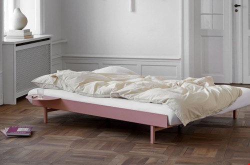 Dit bed van Moebe @huiszwaluw kun je zowel in lengte als in de breedte aanpassen! Dit bed van Moebe @huiszwaluw kun je zowel in lengte als in de breedte aanpassen!