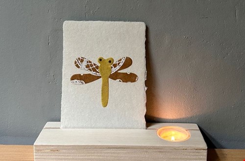 Kijk dan hoe mooi deze handgeschepte kaart is! Kijk dan hoe mooi deze handgeschepte kaart is!