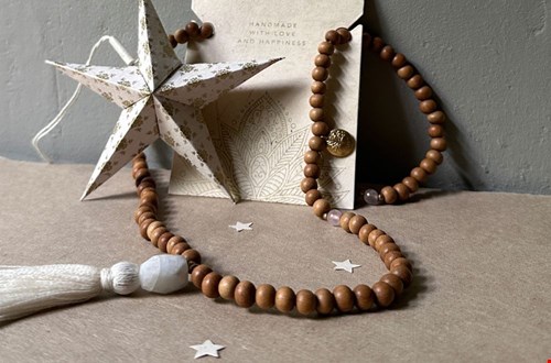 Prachtige handgemaakte sieraden Prachtige handgemaakte sieraden