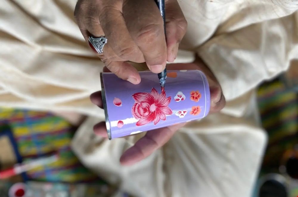 Ook heel leuk: de handbeschilderde bekers Ook heel leuk: de handbeschilderde bekers