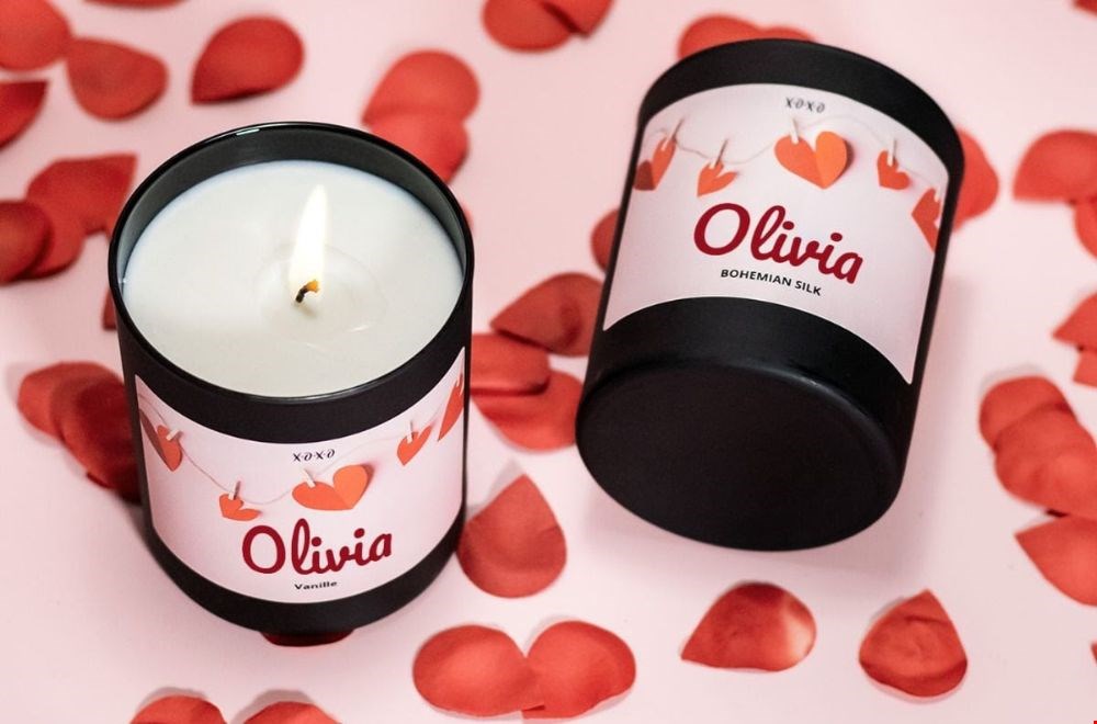 Geurkaars met persoonlijke tekst op het label, perfect als Valentijnscadeau Geurkaars met persoonlijke tekst op het label, perfect als Valentijnscadeau