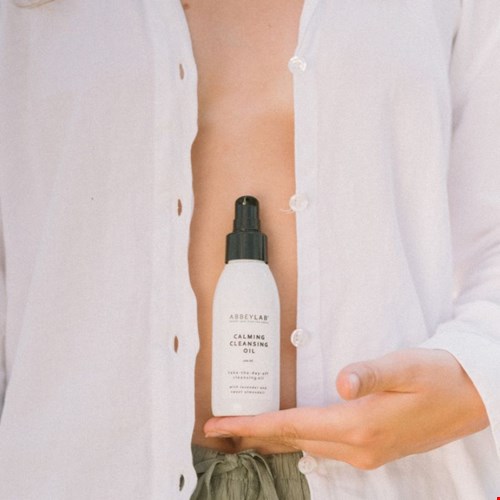 Calming cleansing oil