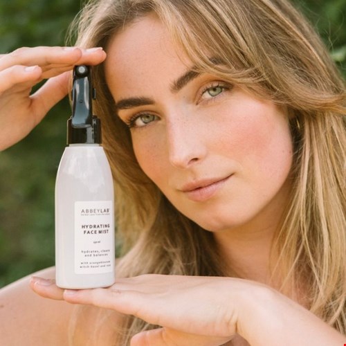 Hydrating face mist