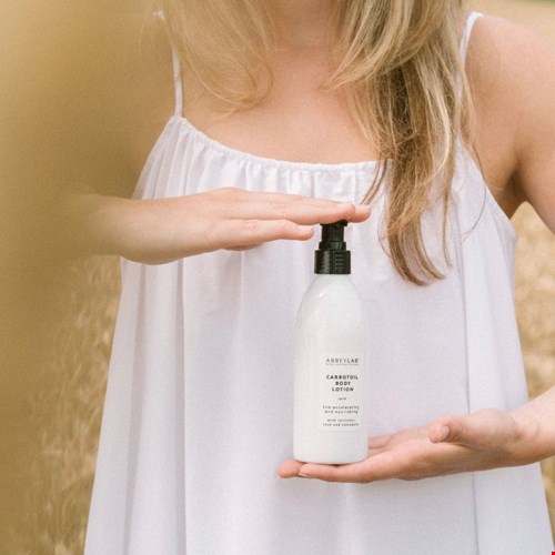 Carrot oil bodylotion