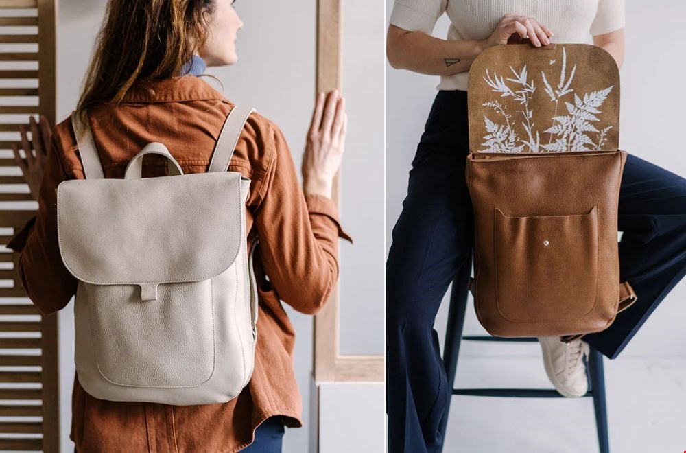 Leren rugtas mét zeefdrukprint van Keecie Leren rugtas mét zeefdrukprint van Keecie