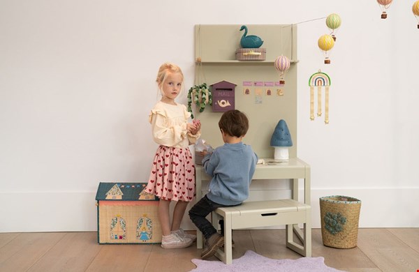 WIN een kinderbureau-set van Clover Living t.w.v. €375,-!