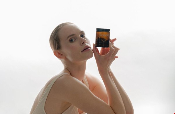 Veel vrouwen herkennen het gevoel van uit balans zijn. Vaak wijzen we naar stress of onze hormonen. Maar wist je dat ook je darmen hierin een grotere rol kunnen spelen dan je denkt?