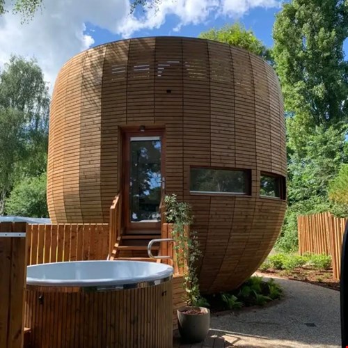 Designhuis met hottub