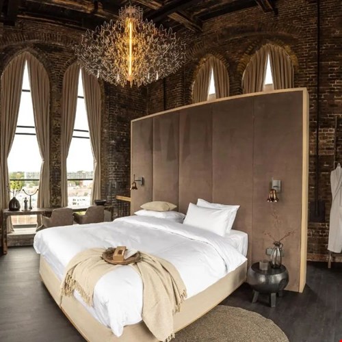 Romantische kerktoren Romantische kerktoren