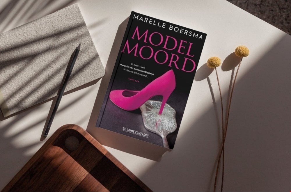 Niet alleen met kerst, maar elke maand een boek van De Crime Compagnie cadeau