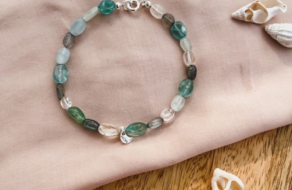 Ocean pebbles armband