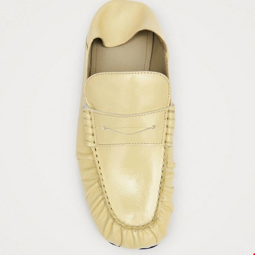 Mule pale yellow loafers