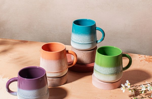 Mok schuimende branding