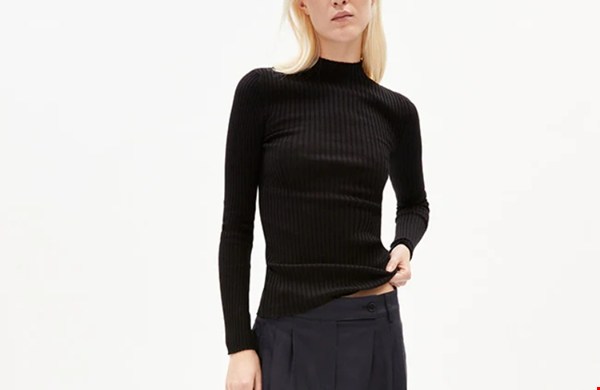 ArmedAngels top Albania