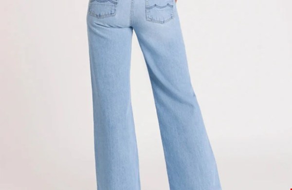 Sophisticated Fair Fashion