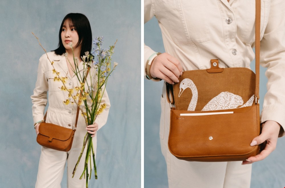 De Wild Swan tas van Keecie, met mooie zeefdruk aan de binnenkant