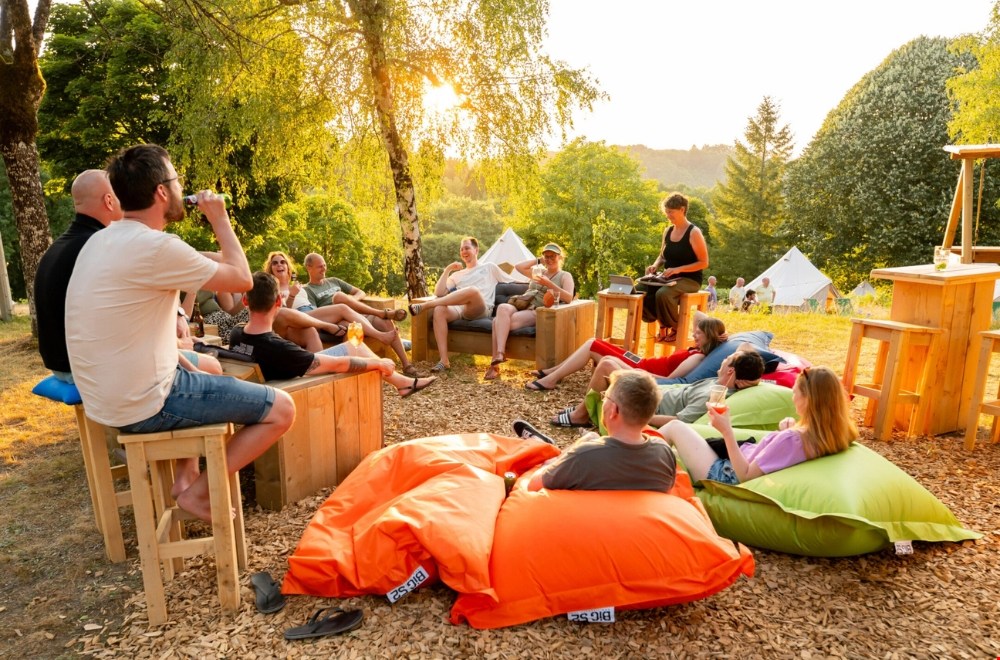 VillaVibes zorgt voor de leuke groep, je hoeft alleen maar aan te schuiven