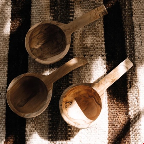 Teak schaaltje met handvat