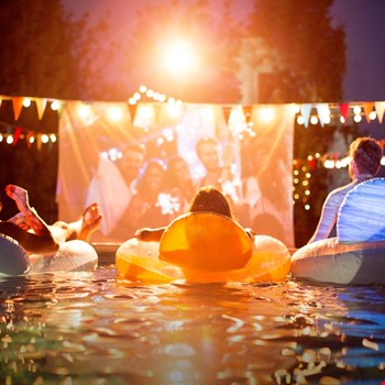 Leuke zomerfilms voor je eigen tuinbioscoop