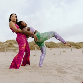 WIN 1 van de 2 duurzame Hoessee leggings naar keuze