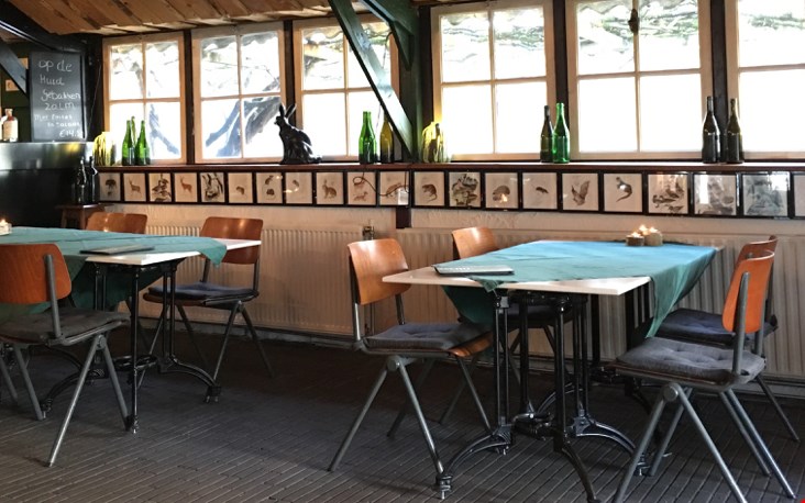 Interieur van het Eethuisje op de Voscheheugte Interieur van het Eethuisje op de Voscheheugte