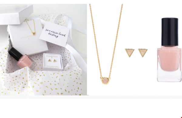 Giftbox S E R E N E Bali vibes. Zó mooi. Giftbox S E R E N E Bali vibes. Zó mooi.